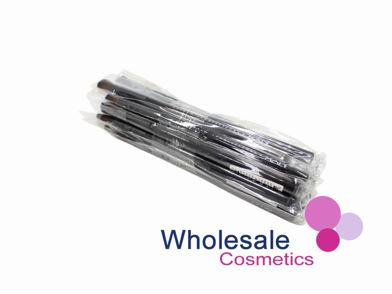 19 x NYX Professional Makeup Pro Brush - PROB13